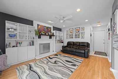 209 Alpine Drive, Vernon Hills, IL 60061 - Photo 5