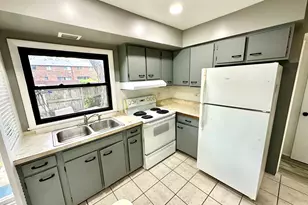 18W158 16th St, Villa Park, IL 60181 - Photo 7