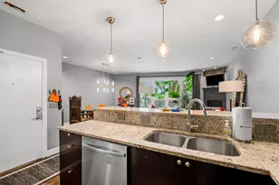 2442 W Madison St, Chicago, IL 60612 - Photo 11
