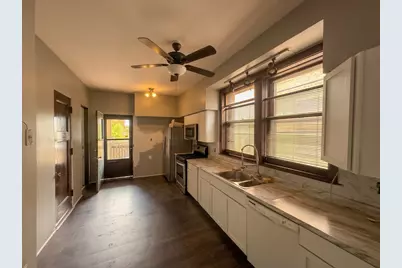 953 E Hyde Park Boulevard #3, Chicago, IL 60615 - Photo 9