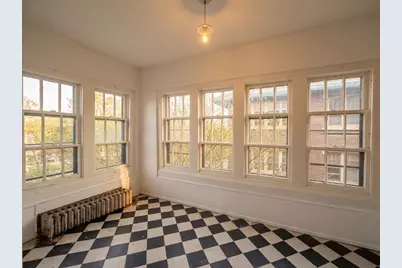 953 E Hyde Park Boulevard #3, Chicago, IL 60615 - Photo 3