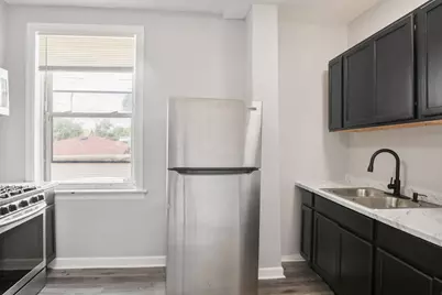 1536 W 70th Street, Chicago, IL 60636 - Photo 11