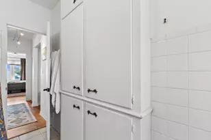 1210 W Jarvis Ave, Chicago, IL 60626 - Photo 17