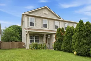 678 S Shannon Dr, Romeoville, IL 60446 - Photo 1
