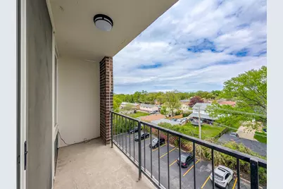 1043 S York Road #406, Bensenville, IL 60106 - Photo 9