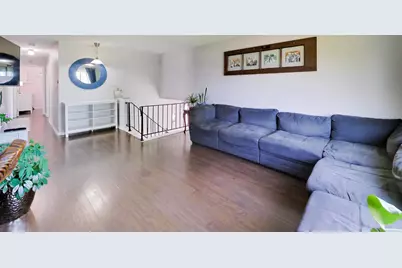 1180 Sunbury Road, South Elgin, IL 60177 - Photo 5