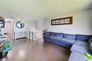 1180 Sunbury Rd, South Elgin, IL 60177 - Photo 5
