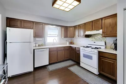 1180 Sunbury Road, South Elgin, IL 60177 - Photo 9
