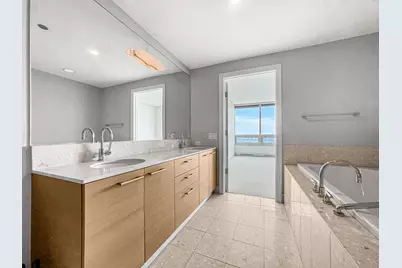 340 E Randolph Street #2905, Chicago, IL 60601 - Photo 23