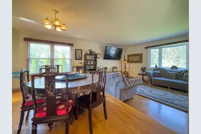 1100 S Cherrywood Drive S, Mount Prospect, IL 60056 - Photo 9