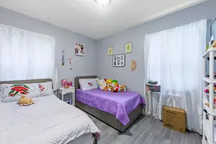 389 W 12th St, Chicago Heights, IL 60411 - Photo 11
