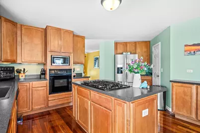 634 Homestead Court, Aurora, IL 60506 - Photo 9