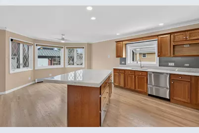 6013 N Emerson Street, Rosemont, IL 60018 - Photo 9