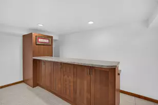 6013 N Emerson St, Rosemont, IL 60018 - Photo 19
