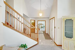 18623 Augusta Ln, Hazel Crest, IL 60429 - Photo 7