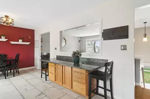117 S Evergreen Ave, Addison, IL 60101 - Photo 9