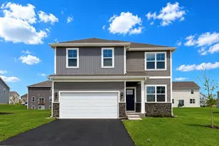 1022 Emerald Dr, Montgomery, IL 60538 - Photo 1