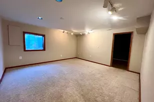 1172 Rose Dr, Sycamore, IL 60178 - Photo 23