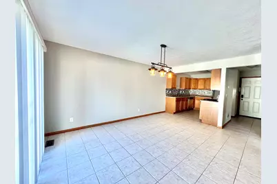 1172 Rose Drive, Sycamore, IL 60178 - Photo 9