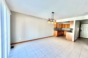1172 Rose Dr, Sycamore, IL 60178 - Photo 9