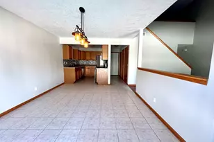 1172 Rose Dr, Sycamore, IL 60178 - Photo 7