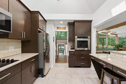 888 Country Club Road, Crystal Lake, IL 60014 - Photo 17