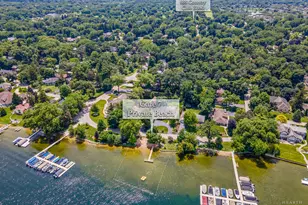 888 Country Club Rd, Crystal Lake, IL 60014 - Photo 9