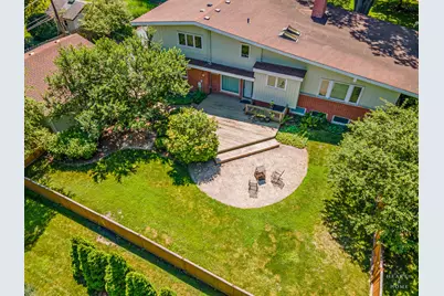 888 Country Club Road, Crystal Lake, IL 60014 - Photo 29