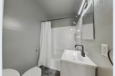 1012 1/2 W Lafayette Street, Ottawa, IL 61350 - Photo 7