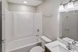 405 E Reed St, Braidwood, IL 60408 - Photo 13