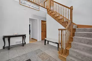 938 Stonehaven Ct, Elgin, IL 60124 - Photo 9