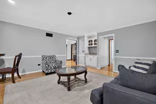 938 Stonehaven Ct, Elgin, IL 60124 - Photo 19