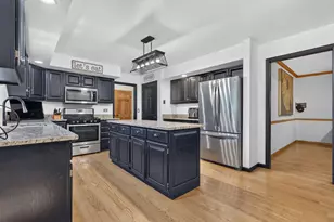938 Stonehaven Ct, Elgin, IL 60124 - Photo 23