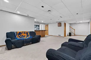 938 Stonehaven Ct, Elgin, IL 60124 - Photo 37