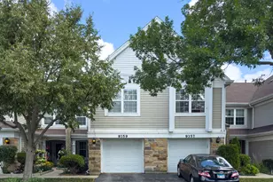 9359 Brockton Ln, Des Plaines, IL 60016 - Photo 1