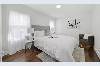 8801 S Clyde Avenue, Chicago, IL 60617 - Photo 11