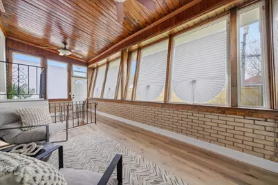 8801 S Clyde Avenue, Chicago, IL 60617 - Photo 13