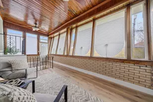 8801 S Clyde Ave, Chicago, IL 60617 - Photo 13