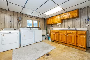 245 Montclare Ln, Wood Dale, IL 60191 - Photo 25