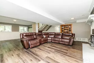 245 Montclare Ln, Wood Dale, IL 60191 - Photo 21