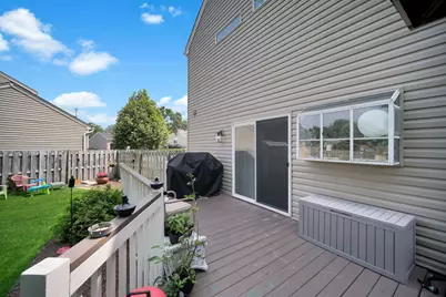 4245 Peartree Drive, Lake in the Hills, IL 60156 - Photo 21