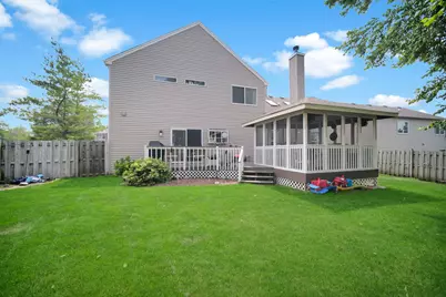 4245 Peartree Drive, Lake in the Hills, IL 60156 - Photo 23