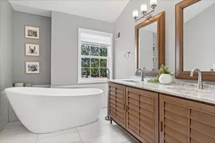 1325 Deerfield Ln, Bartlett, IL 60103 - Photo 13