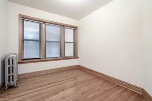 1165 E 54th St, Chicago, IL 60637 - Photo 9