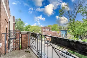 1165 E 54th St, Chicago, IL 60637 - Photo 5