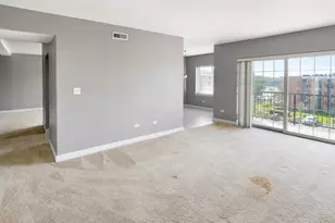 2301 Oakmont Way, Darien, IL 60561 - Photo 15