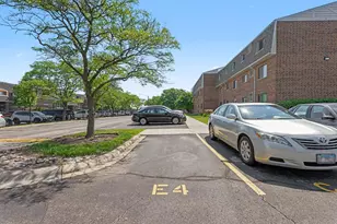 3256 Sanders Rd, Northbrook, IL 60062 - Photo 19