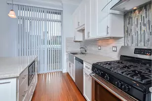 20 N Aberdeen St, Chicago, IL 60607 - Photo 3