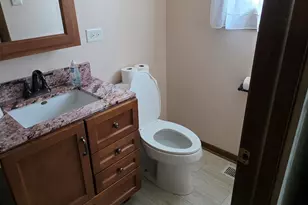 15412 Walnut Rd, Oak Forest, IL 60452 - Photo 13