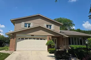 15412 Walnut Rd, Oak Forest, IL 60452 - Photo 1